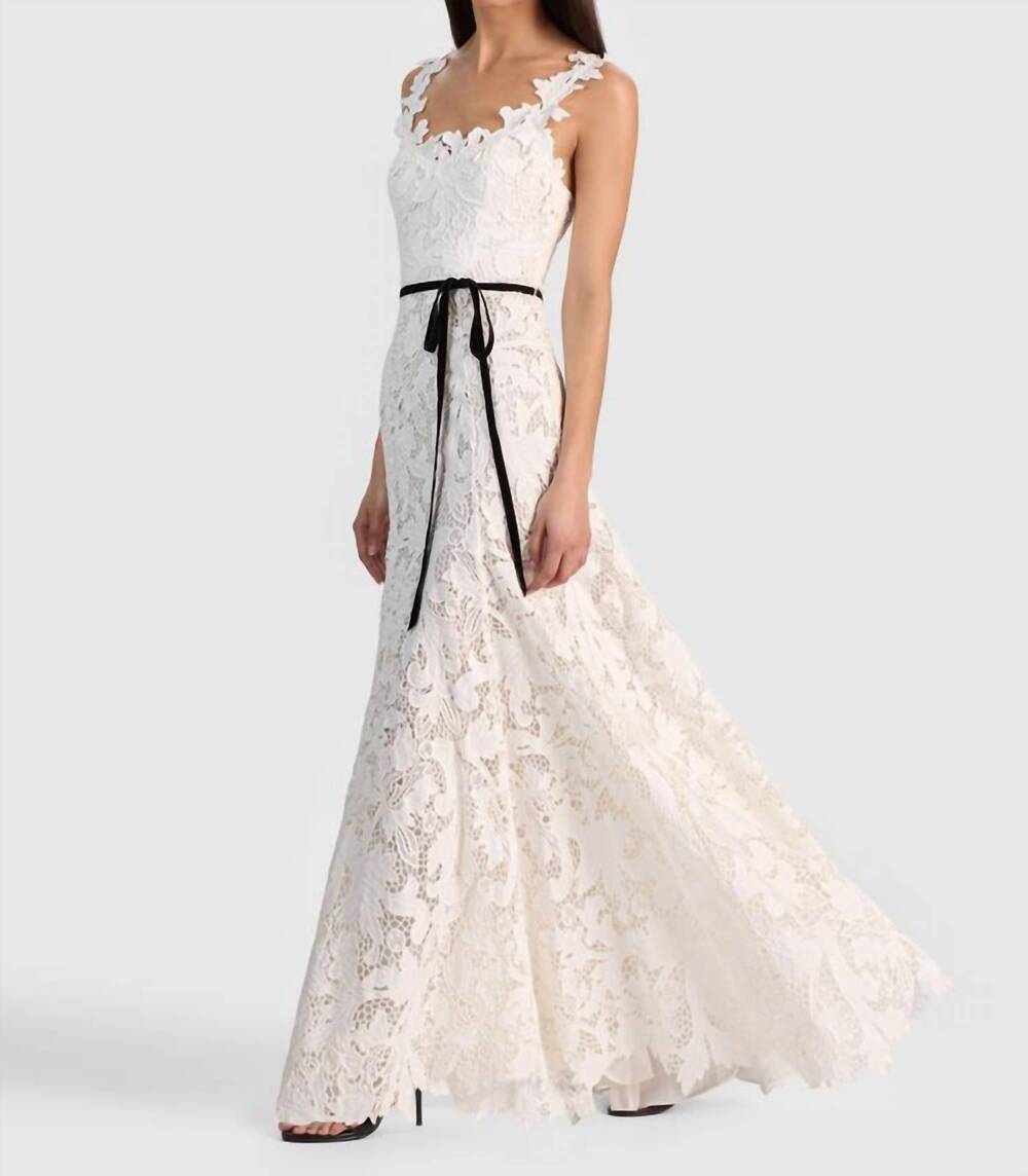 NEW ALICE + OLIVIA calla lace maxi dress in off white - Picture 3 of 4